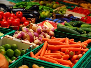 fight obesity with fruits and Vegetables
